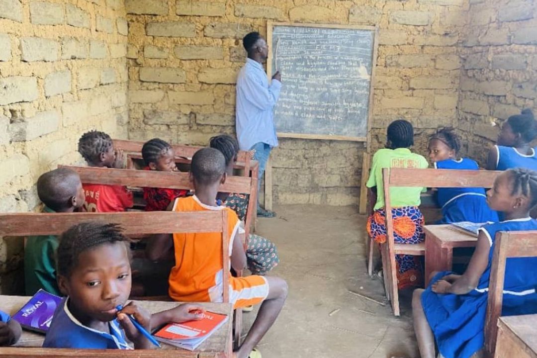 Implementatie van natuurlesprogramma in OKNP in Sierra Leone