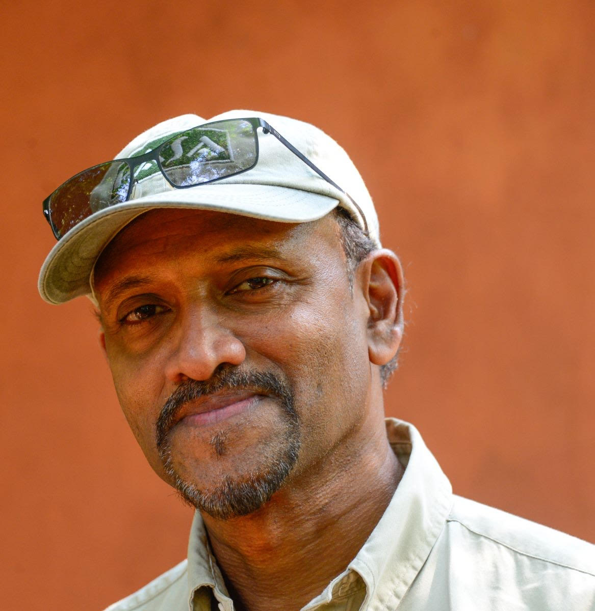 Go Ape Foundation Ambassadeur Bala Amarasekaran Tacugama Chimpanzee Sanctuary Sierra Leone
